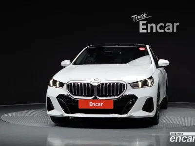 2026 BMW 5-Series 530i xDrive M Sport, фото 2, лот 10190587