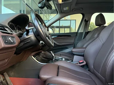 2021 BMW X1 Facelift sDrive25Li Leading, фото 4, лот 11174785