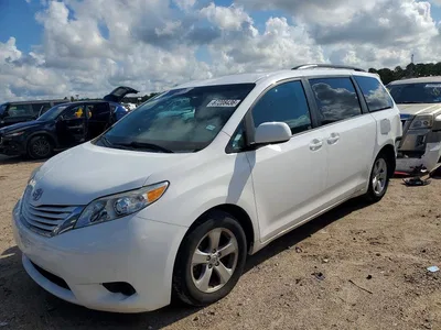 2015 TOYOTA SIENNA LE, фото 1, лот 10510387