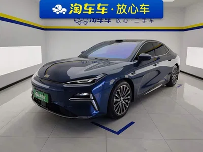 2025 Geely Galaxy Galaxy Xingyao 8 130km EM-P Starship Edition, фото 1, лот 10835477
