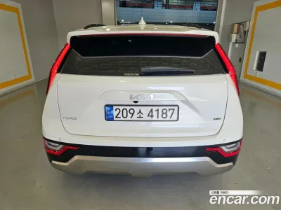 2024 Kia Niro Signature, фото 4, лот 10077115
