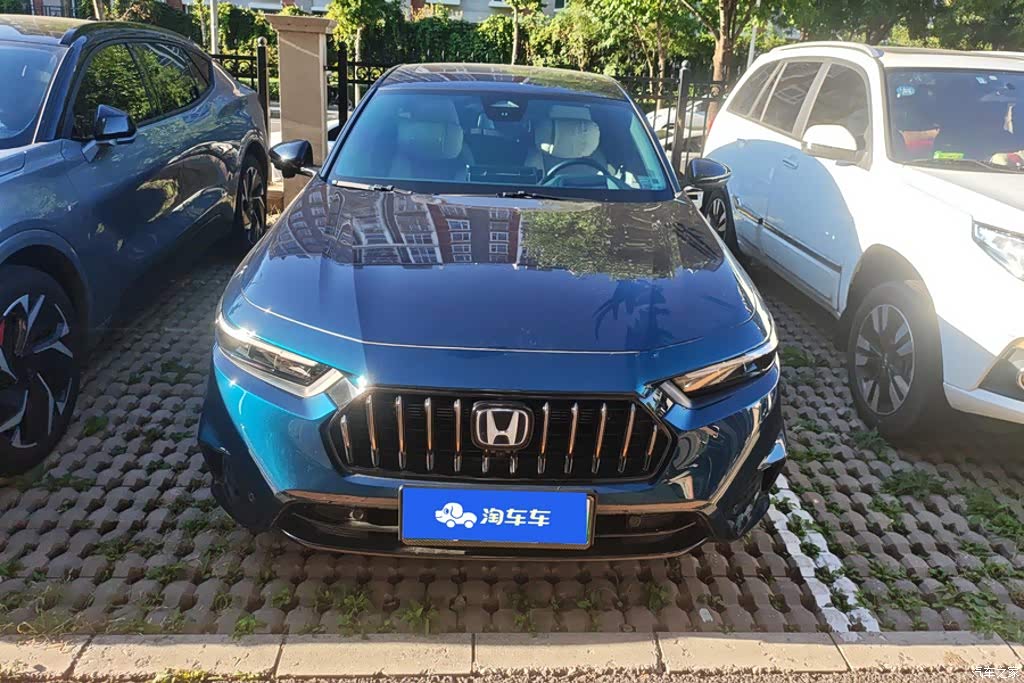 2023 Honda Inspire Hybrid e:PHEV Smart Shine Edition, фото 2, лот 10587404