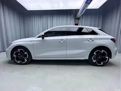 2023 Audi A3 Facelift Sportback 35 TFSI Luxury Sport, фото 4, лот 10410834
