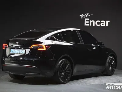 2024 Tesla Model Y RWD, фото 2, лот 10781039