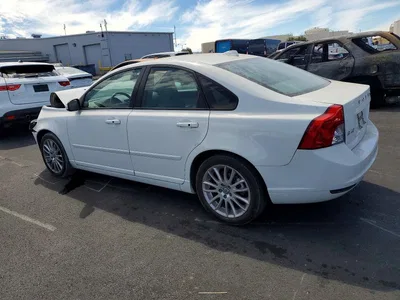 2010 VOLVO S40 2.4I, фото 2, лот 10876081