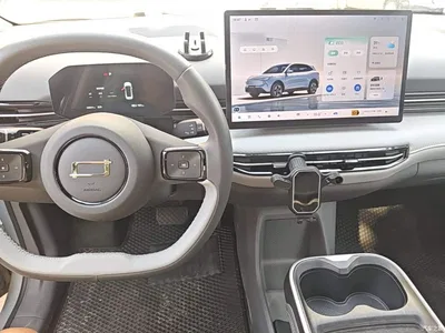 2025 Besturn Yueyi 03 445km Premium Selection Edition, фото 3, лот 11182287