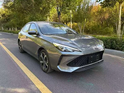 2024 Roewe i5 1.5L CVT Prestige Edition, фото 2, лот 10392259