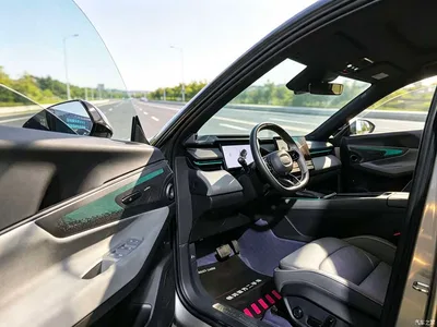 2023 Lynk & Co 08 EM-P 220km 4WD Performance Halo, фото 4, лот 10443540