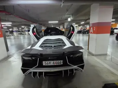 2013 Lamborghini Aventador LP700-4, фото 4, лот 10119518