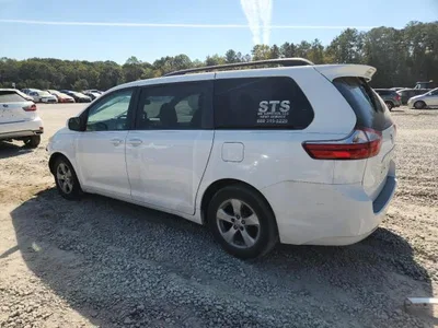 2015 TOYOTA SIENNA LE, фото 2, лот 10493598