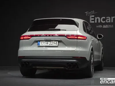 2023 Porsche Cayenne 3.0 PLATINUM EDITION, фото 4, лот 10096713