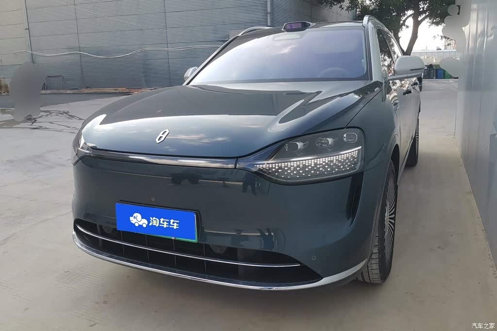 2024 AITO Wenjie AITO M9 Extended Range Ultra 42kWh 6-Seater, фото 1, лот 11205897