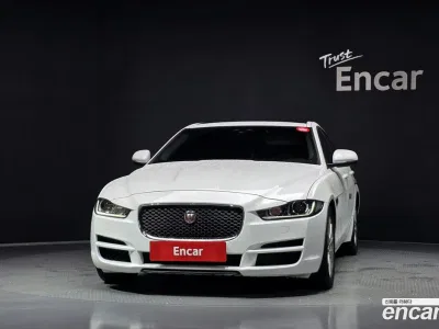 2018 Jaguar XE 20t Prestige, фото 3, лот 10528367