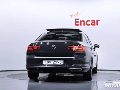 2018 Volkswagen Passat 2.0 TDI Premium, фото 4, лот 10523877