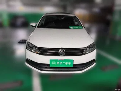2015 Volkswagen Sagitar 230TSI Automatic Luxury, фото 2, лот 10413944
