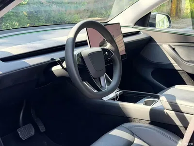 2025 Tesla Model Y Rear-Wheel Drive, фото 2, лот 11546009