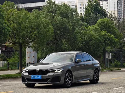 2022 BMW 5 Series (Import) 530i M Sport Package, фото 1, лот 10474115