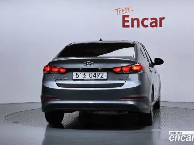 2017 Hyundai AVANTE 1.6 GDI Premium, фото 4, лот 10178595