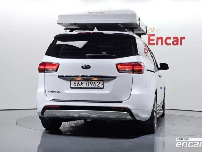 2016 Kia Canival 9-seater Noblesse, фото 4, лот 10513701