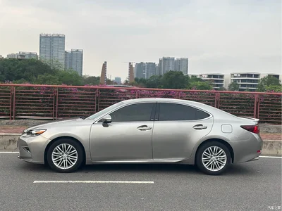 2015 Lexus ES 200 Elite Edition, фото 3, лот 10317078
