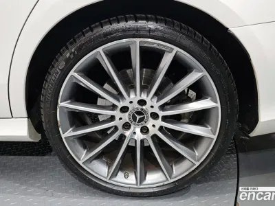 2019 Mercedes-Benz E-Class E350 4MATIC AMG Line, фото 4, лот 10060631