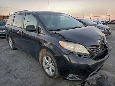 2012 TOYOTA SIENNA LE, фото 4, лот 10493204