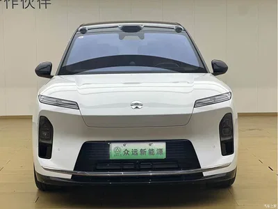 2025 NIO ES8 Model 6-Seat Executive Luxury Edition, фото 4, лот 10362626