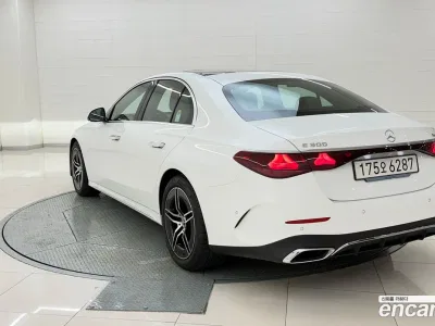 2025 Mercedes-Benz E-Class E300 4MATIC AMG Line, фото 4, лот 10528134