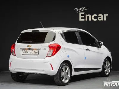 2017 Chevrolet Spark LTZ, фото 2, лот 10172414