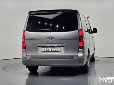 2013 Hyundai Starex 11-Seater Wagon, фото 4, лот 10191098