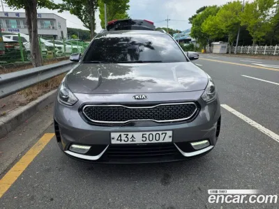 2017 Kia Niro Prestige, фото 1, лот 10079283