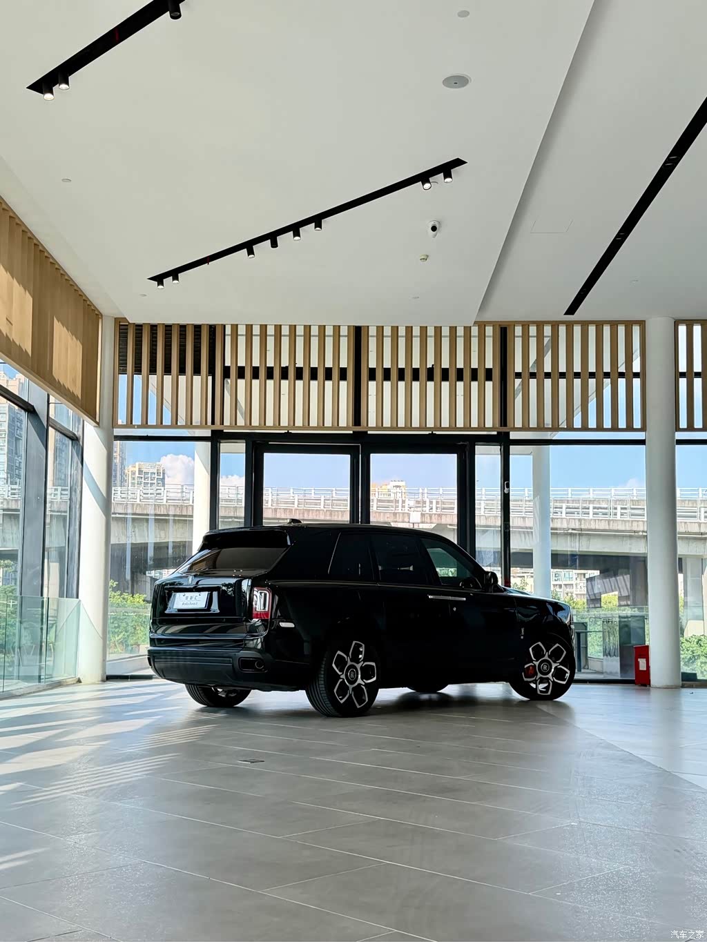 2018 Rolls-Royce Cullinan, фото 3, лот 11214896