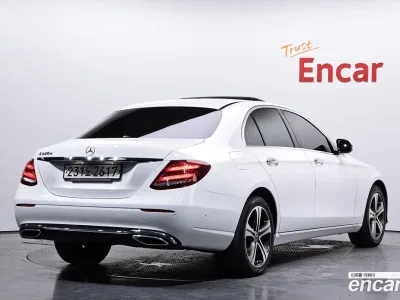 2019 Mercedes-Benz E-Class E220d Avantgarde, фото 1, лот 10168228