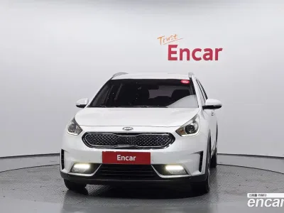 2017 Kia Niro Prestige, фото 3, лот 10183592
