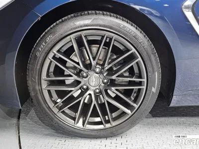 2019 Genesis G70 2.0T, фото 4, лот 10040940