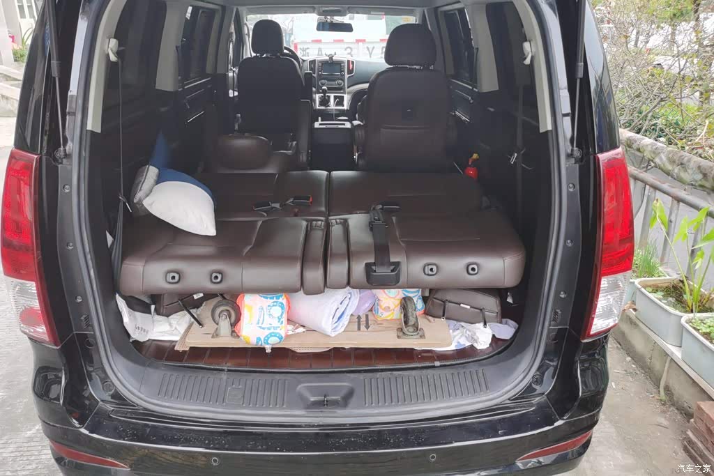 2021 Forthing Lingzhi PLUS 2.0L Manual Luxury 7-Seater, фото 4, лот 11104239
