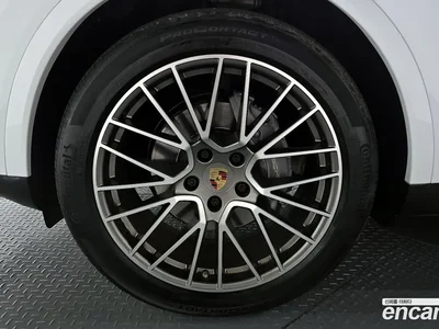 2022 Porsche Cayenne 3.0 PLATINUM EDITION, фото 4, лот 10169401