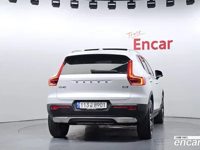 2021 Volvo XC40 B4 Inscription, фото 4, лот 10129157