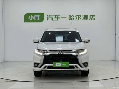 2021 Mitsubishi Outlander Facelift 2.0L 2WD Premium Edition 5-Seater, фото 2, лот 10339448