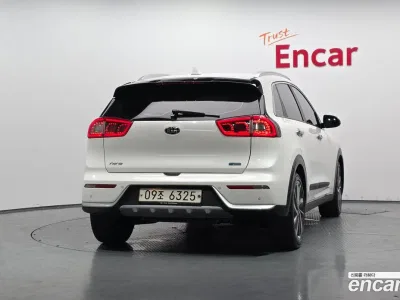 2018 Kia Niro Noblesse, фото 3, лот 10201513