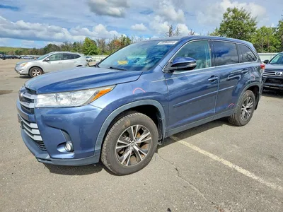 2019 TOYOTA HIGHLANDER LE PLUS, фото 1, лот 11383178