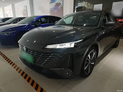 2025 Changan Eado PHEV Smart New Blue Whale 145KM Battleship Edition, фото 2, лот 11518752