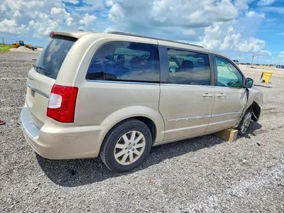 2013 CHRYSLER TOWN & COUNTRY TOURING, фото 3, лот 10868002