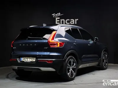 2022 Volvo XC40 B4 Inscription, фото 2, лот 10127461