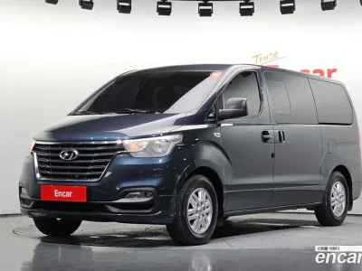 2019 Hyundai Starex Van 5-Seater, фото 1, лот 10161369