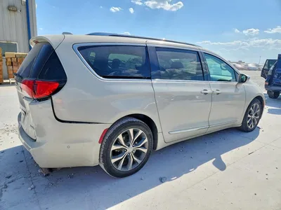 2017 CHRYSLER PACIFICA LIMITED, фото 3, лот 10627393