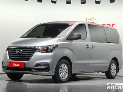 2021 Hyundai Starex Van 3-Seater, фото 1, лот 10521609