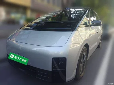 2025 Li Auto MEGA Model Home Family Special Edition, фото 1, лот 10446478