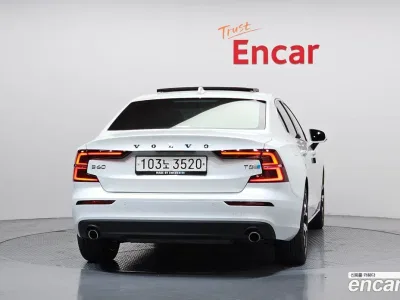 2020 Volvo S60 T5 Momentum, фото 4, лот 10126766