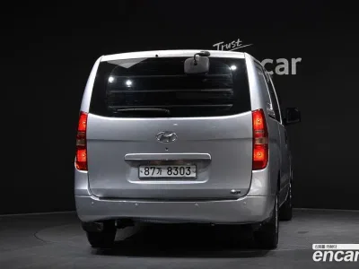 2009 Hyundai Starex 5-Seater VAN, фото 4, лот 10187722